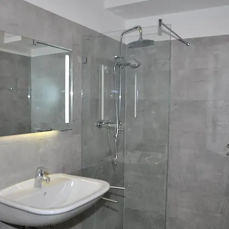 Ferienwohnung-duenengras-urlaub-in-erster-strandreihe * Heikendorf